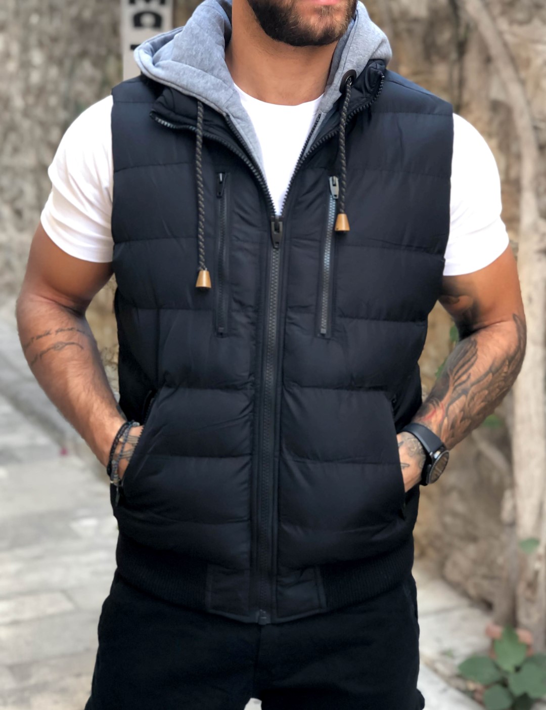 Ανδρικό μαύρο αμάνικο Jacket κουκούλα 833380T φωτογραφία